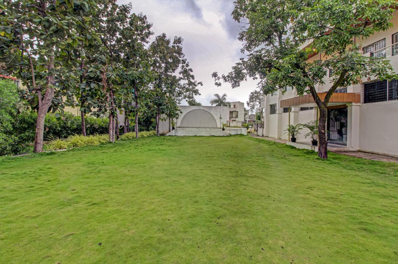 Sai Samrat Resort Satara Luaran gambar