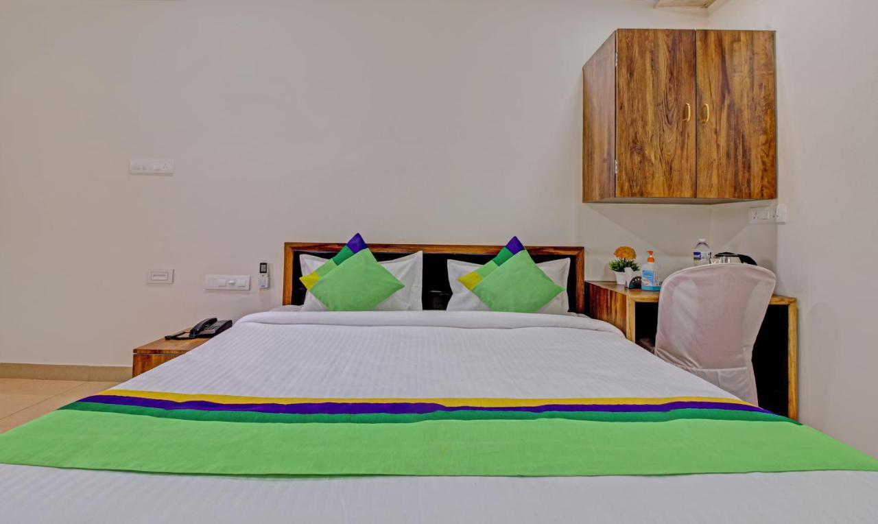 Sai Samrat Resort Satara Luaran gambar
